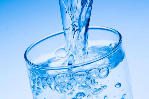 Acqua in ufficio? Usiamo i distributori