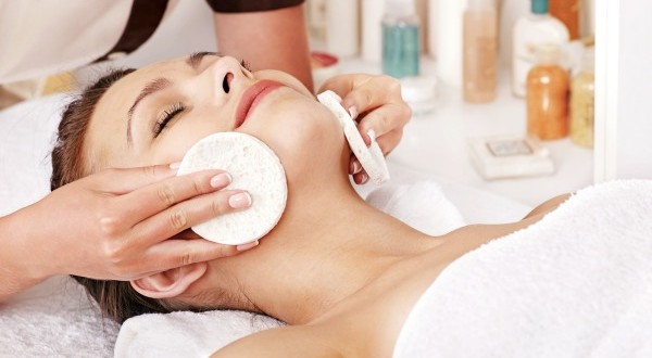 Come diventare estetista? Anche in un solo anno?